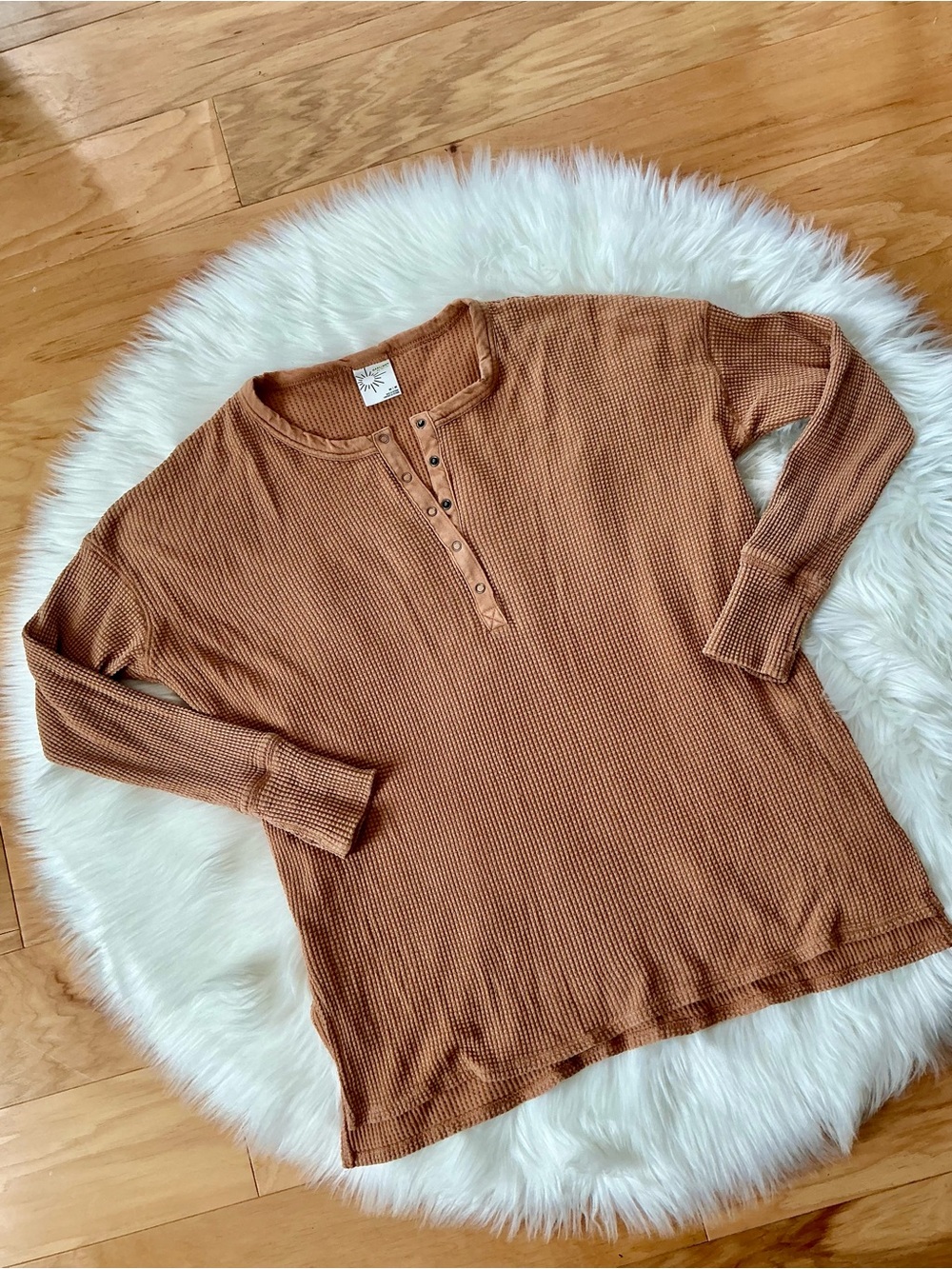 aerie Long-Sleeve Oversized Waffle Knit Henley Top Size Medium